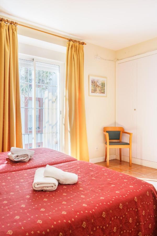 Hotel Carlos V Jerez By Vivere Stays Jerez de la Frontera Extérieur photo